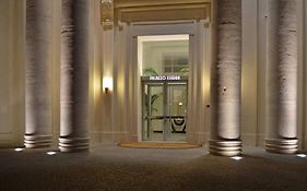Palazzo Esedra